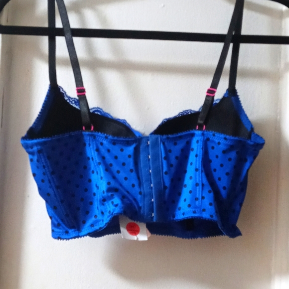 Cropped bra - Picture 2 of 5